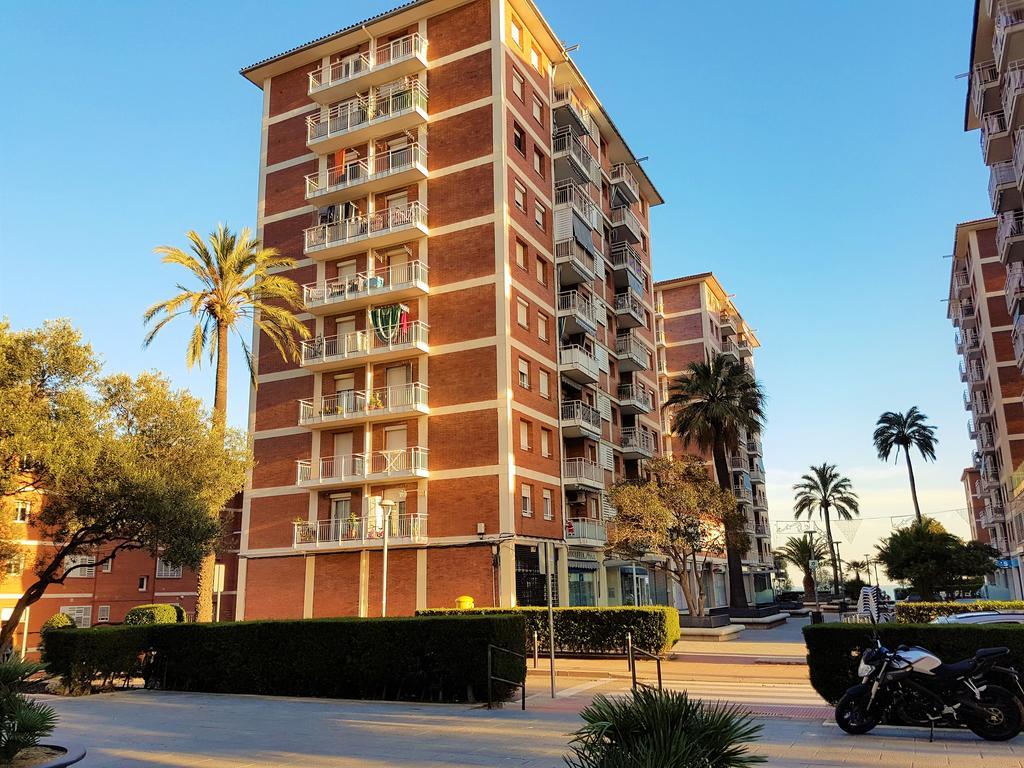 Helena Seaview & Beach-Apartment Montgat Buitenkant foto