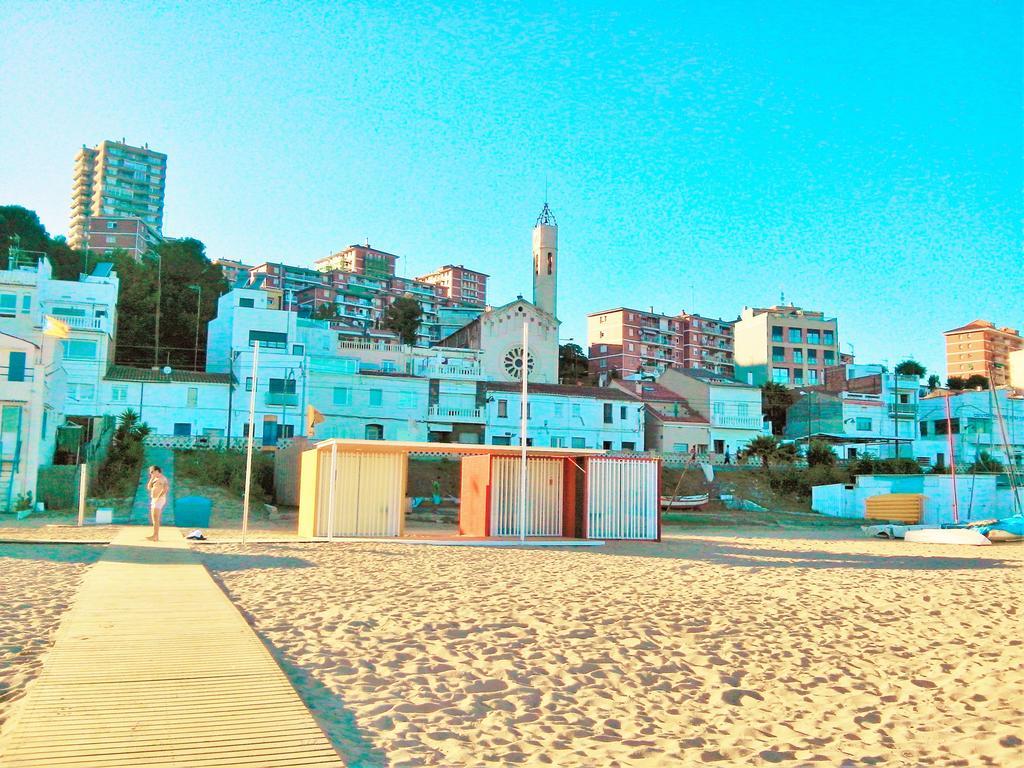 Helena Seaview & Beach-Apartment Montgat Buitenkant foto