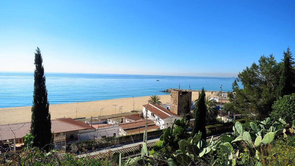 Helena Seaview & Beach-Apartment Montgat Buitenkant foto